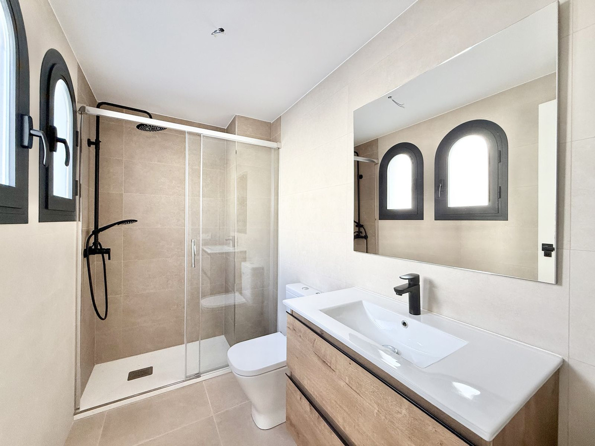 b833a8e286001d497f0059f4786e09e9 - 23