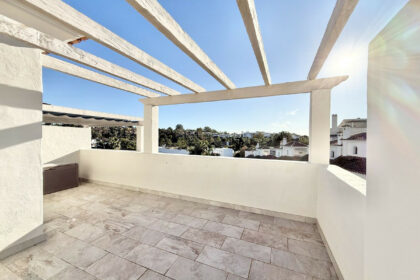 b833a8e286001d497f0059f4786e09e9 - 27