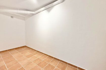 b833a8e286001d497f0059f4786e09e9 - 32