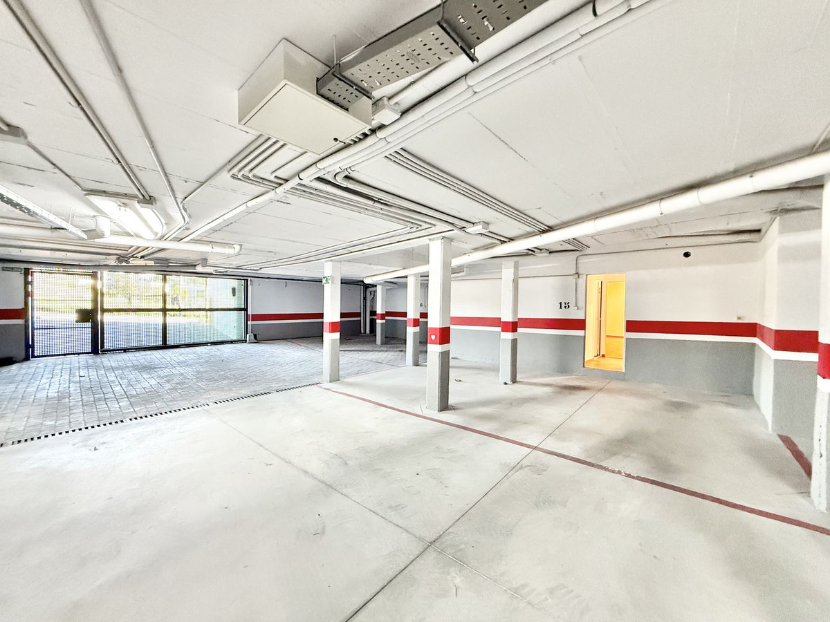 b833a8e286001d497f0059f4786e09e9 - 33