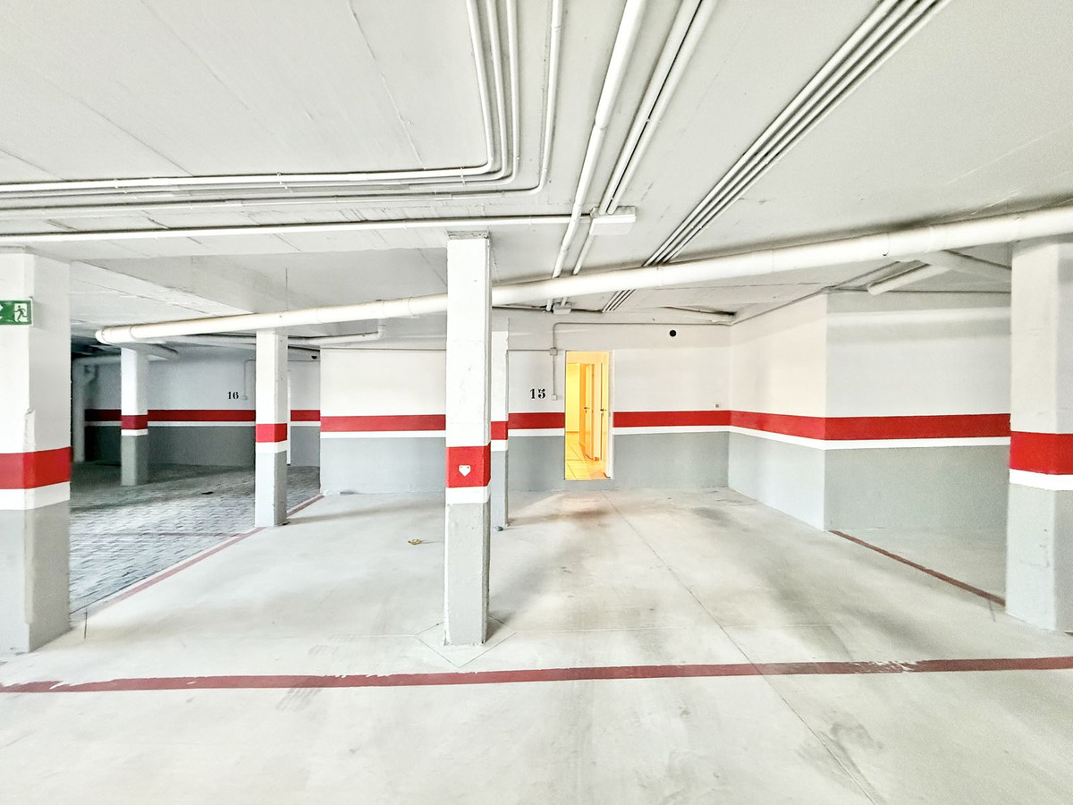 b833a8e286001d497f0059f4786e09e9 - 34