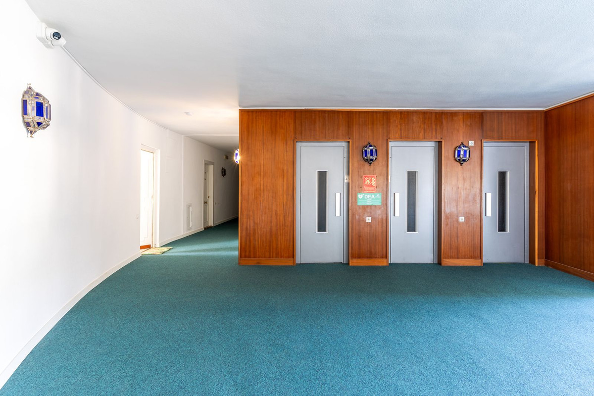 b8c3749338e61a371777ee9837ab5ca6 - 17