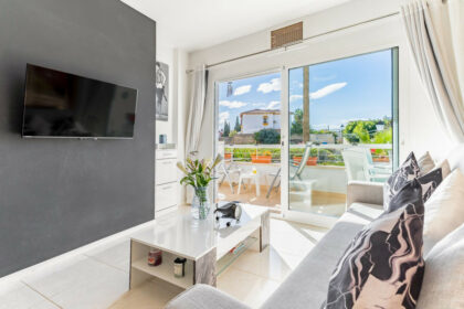 b8c3749338e61a371777ee9837ab5ca6 - 2