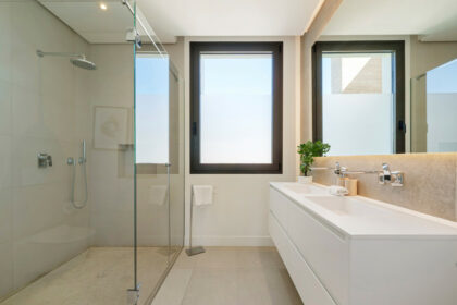 ba366a12b31ee7504bf6c58550e33d2c - 17