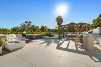 ba366a12b31ee7504bf6c58550e33d2c - 49