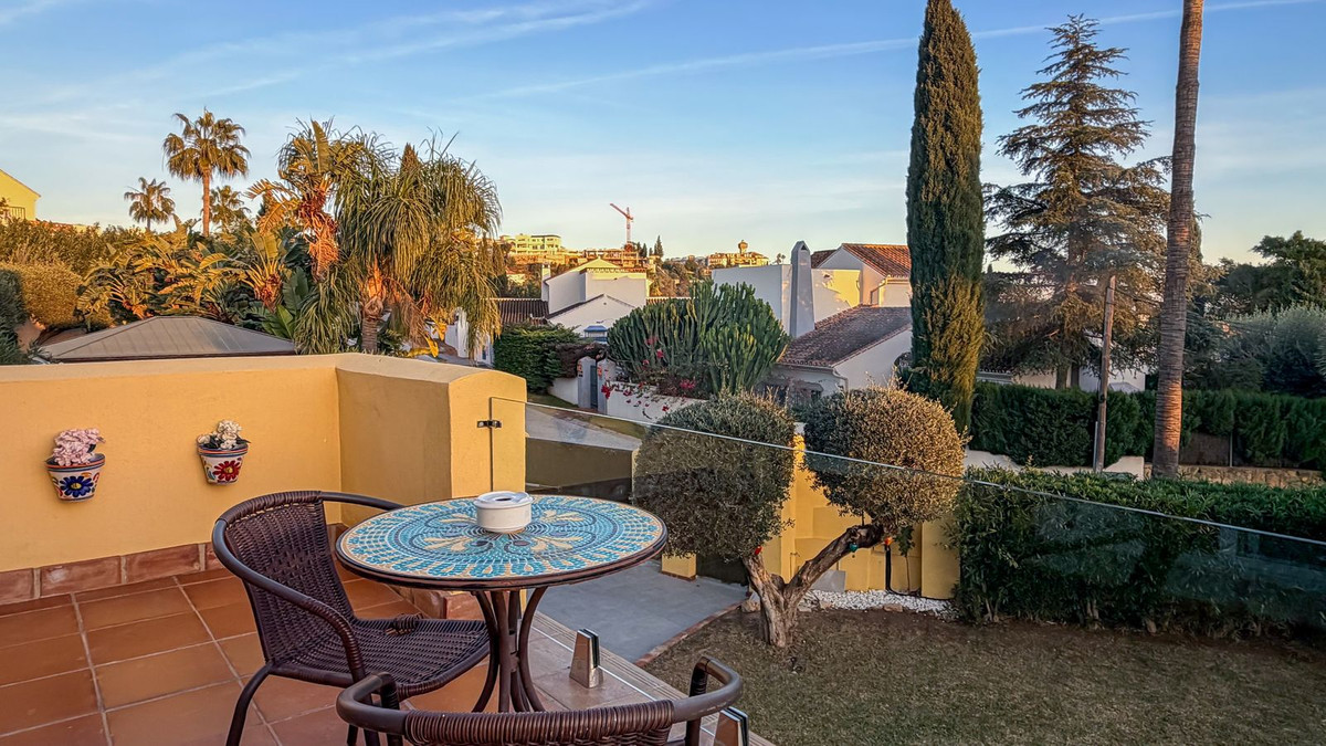 bab26af585dc98b7ace61a5a9bdd11e3 - 26