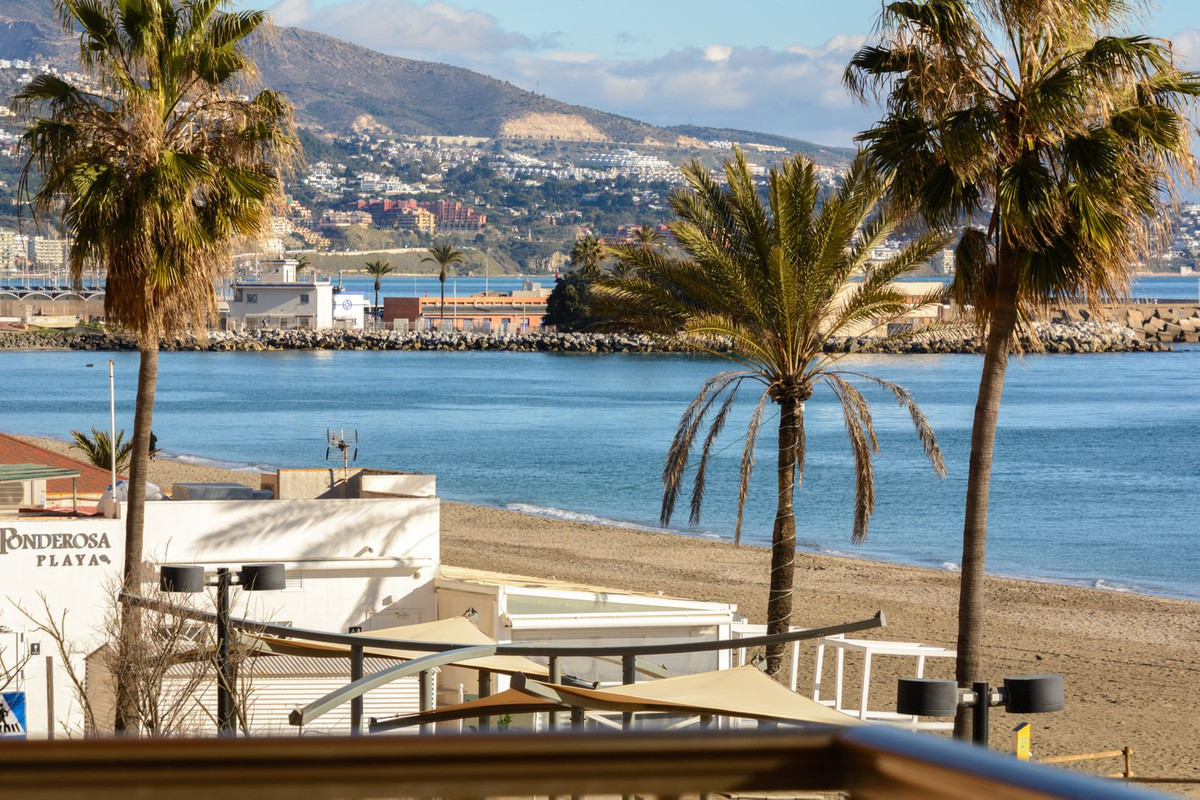 bb450c920b9d12cdf6c8dc5c7078422b - 13