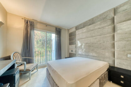 bbb623fb4c7e5828913dfd2ba64e307b - 19