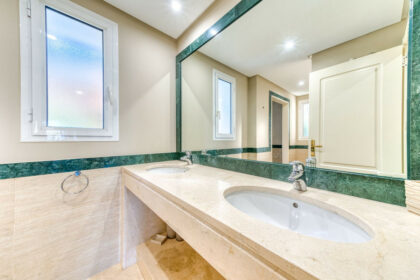 bbb623fb4c7e5828913dfd2ba64e307b - 20