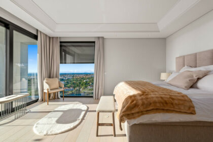 bbffe52ceadf446ce547f336959b0885 - 12