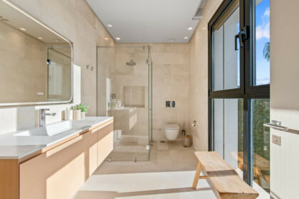 bbffe52ceadf446ce547f336959b0885 - 18