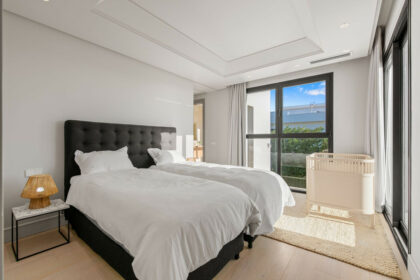 bbffe52ceadf446ce547f336959b0885 - 23