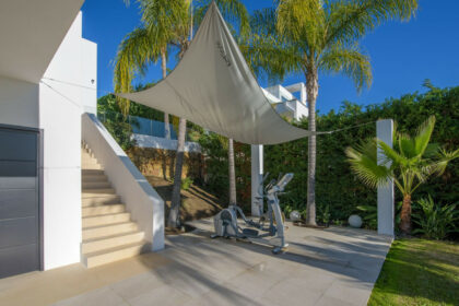 bbffe52ceadf446ce547f336959b0885 - 36