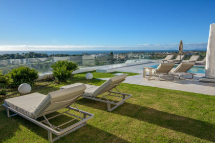 bbffe52ceadf446ce547f336959b0885 - 46