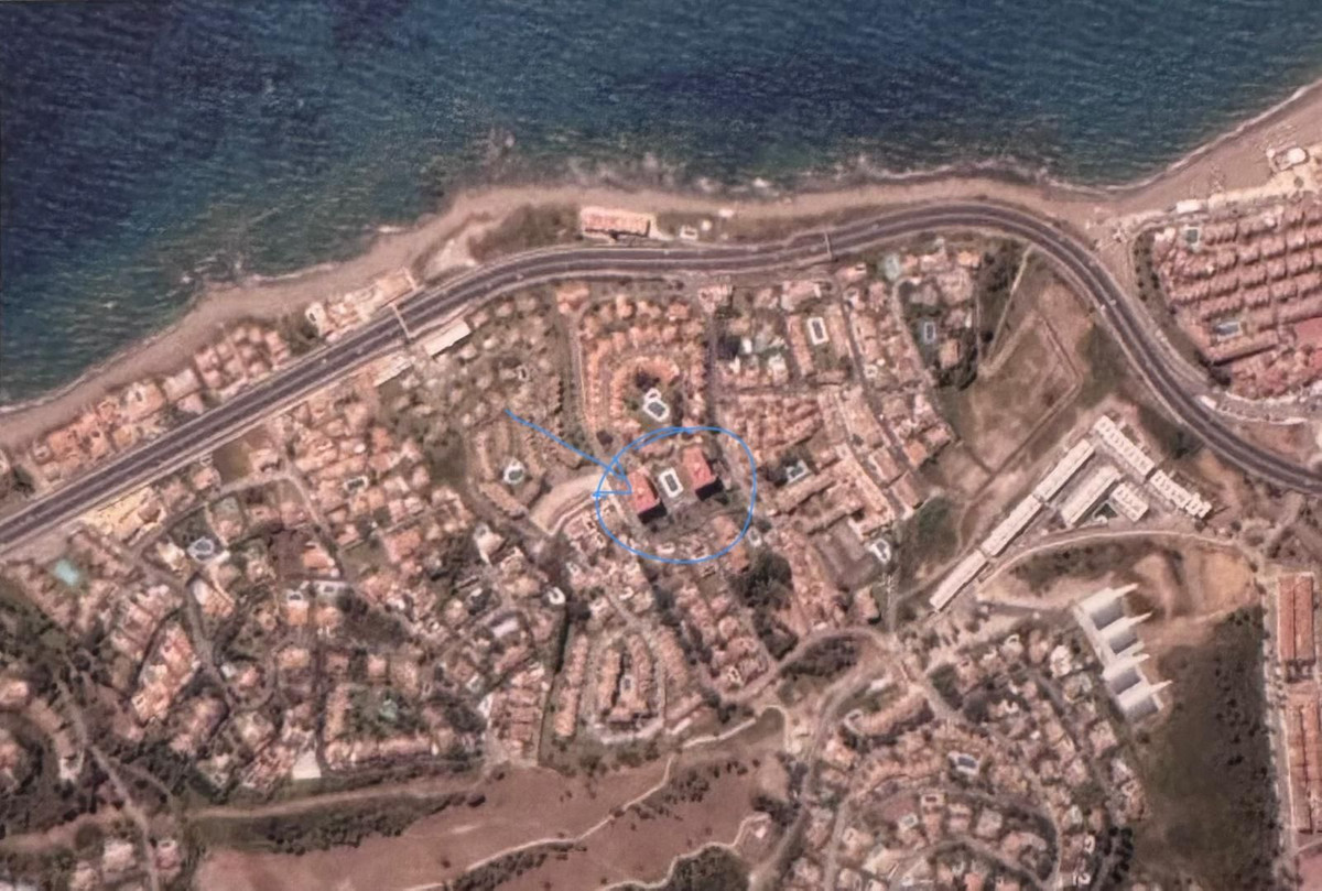 bc309bc7c57e0b50a9eb70367de345a4 - 12