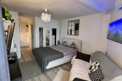 bc309bc7c57e0b50a9eb70367de345a4 - 8