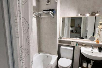 bc309bc7c57e0b50a9eb70367de345a4 - 9