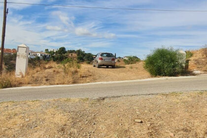 bcdaa382dd1506e56aa56973a59edb55 - 15