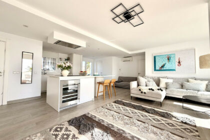 bd8de98a593f3cefccb7e1ed522e23ba - 12