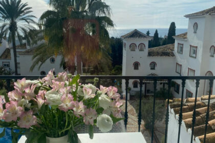 bd8de98a593f3cefccb7e1ed522e23ba - 18