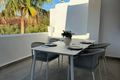 bd8de98a593f3cefccb7e1ed522e23ba - 21