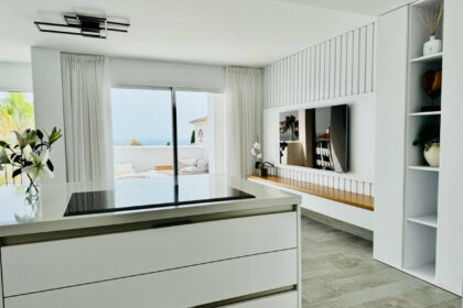 bd8de98a593f3cefccb7e1ed522e23ba - 8