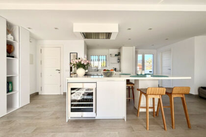 bd8de98a593f3cefccb7e1ed522e23ba - 9