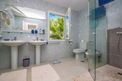 bec59cd982209010b15f891714644025 - 14