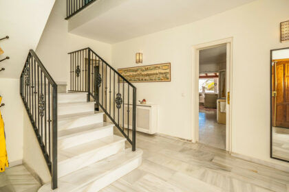 bec59cd982209010b15f891714644025 - 17