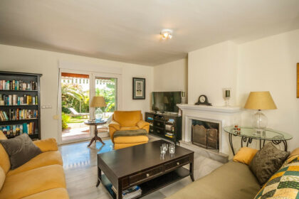 bec59cd982209010b15f891714644025 - 9