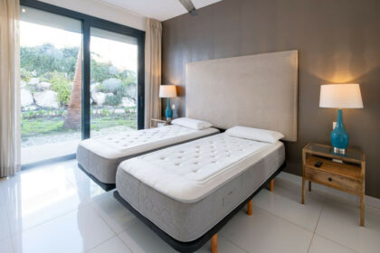 bf4a140dd3e464322188516360af32fa - 19