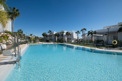 bf4a140dd3e464322188516360af32fa - 35