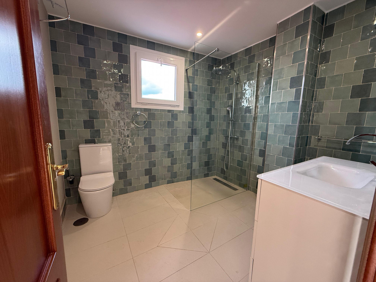 c1d7d88feebd2cfd25cdf722d07dcf4e - 7