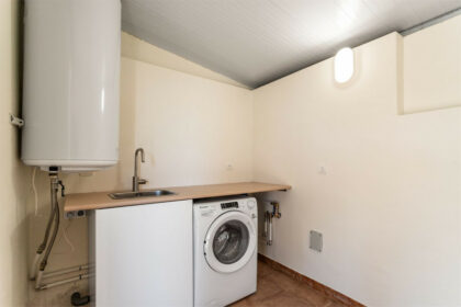 c2ea5a481ed78509af511d559539c8c9 - 23