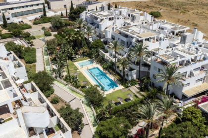 c2ea5a481ed78509af511d559539c8c9 - 27