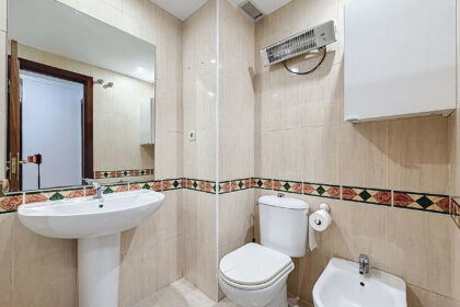 c301ee7598957944f6a52811ce1a25c4 - 32