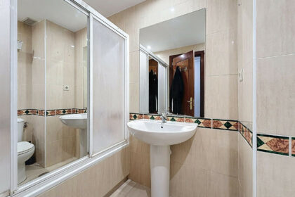 c301ee7598957944f6a52811ce1a25c4 - 33