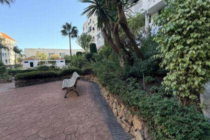 c301ee7598957944f6a52811ce1a25c4 - 37