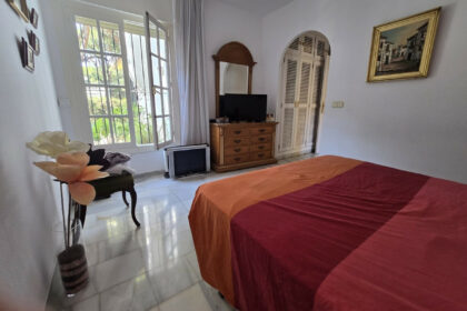 c45576a06fdf8f3a4d20b1dbe7923a75 - 13