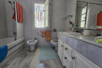 c45576a06fdf8f3a4d20b1dbe7923a75 - 9