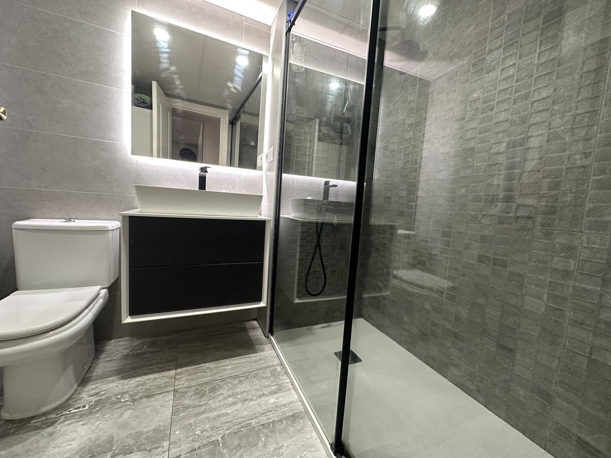 c4d1c7922d45790d0c105f95fa77802e - 12