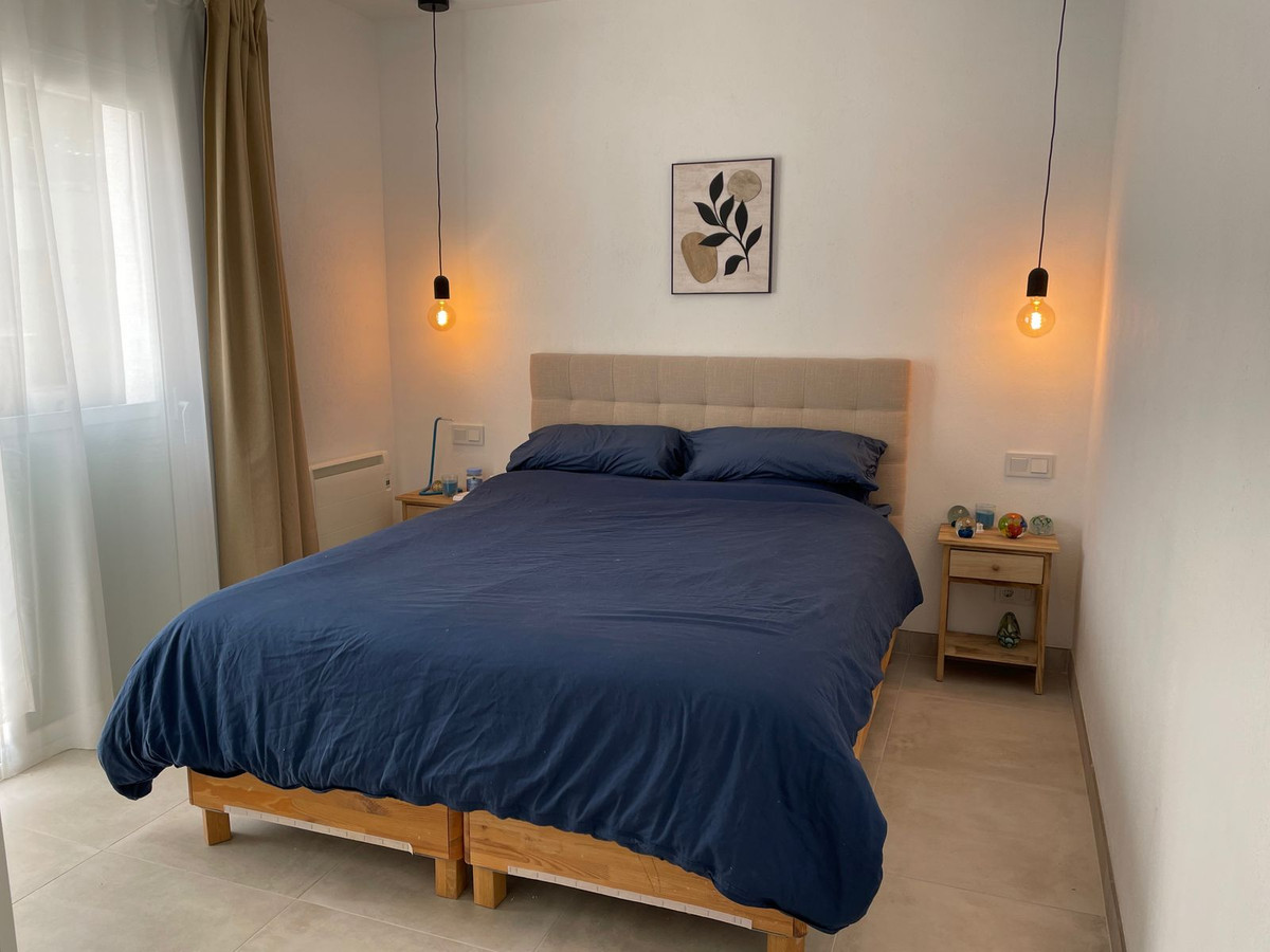 c6f198421f016daf729000bf328c9bc6 - 14