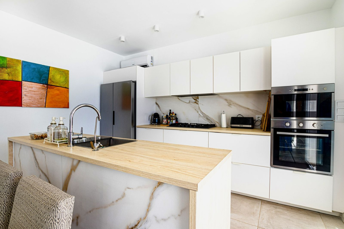 c6f198421f016daf729000bf328c9bc6 - 6