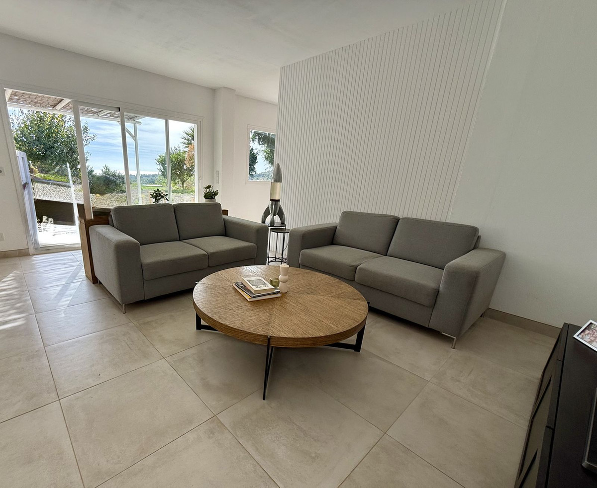 c6f198421f016daf729000bf328c9bc6 - 7