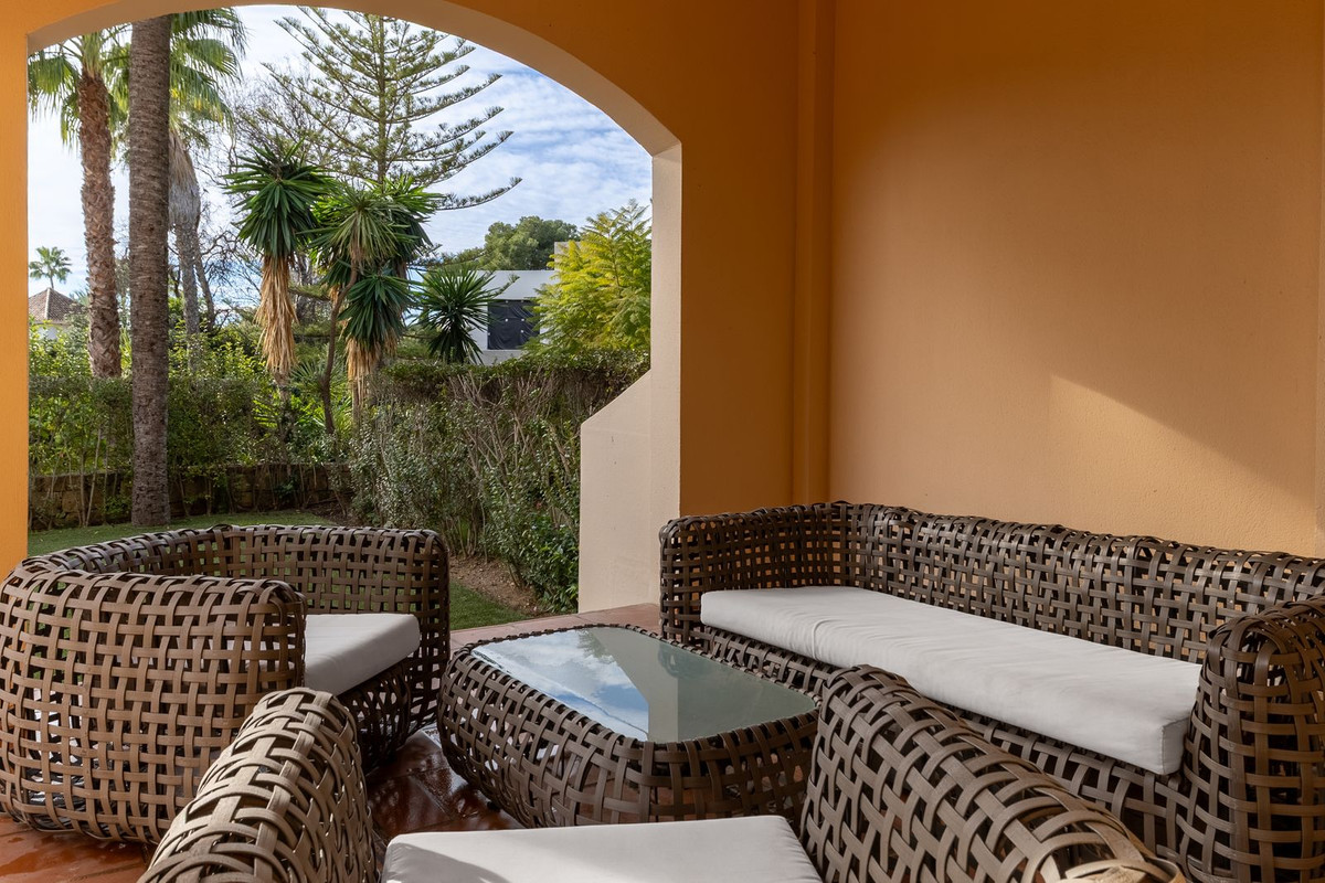 c7310ee603ed46dabae01b2c6e4336c0 - 14