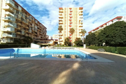 c9dd75aa396506f462e2230610949072 - 1