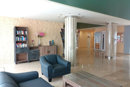 c9dd75aa396506f462e2230610949072 - 18