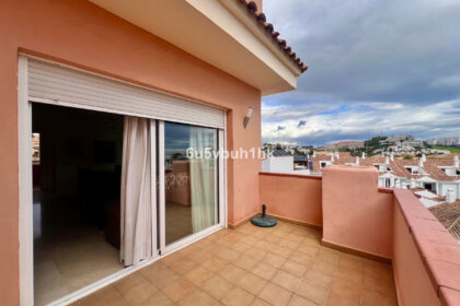 ca31ed134fb33f49d18279806bb62e85 - 10