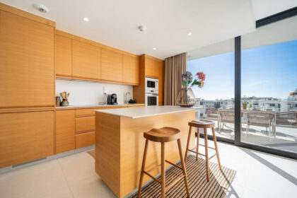 ca61273f9db99172b5014912e92267f6 - 12