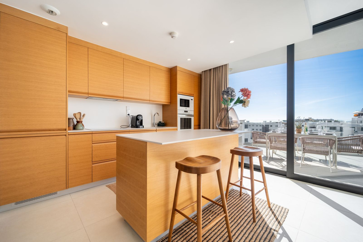 ca61273f9db99172b5014912e92267f6 - 12